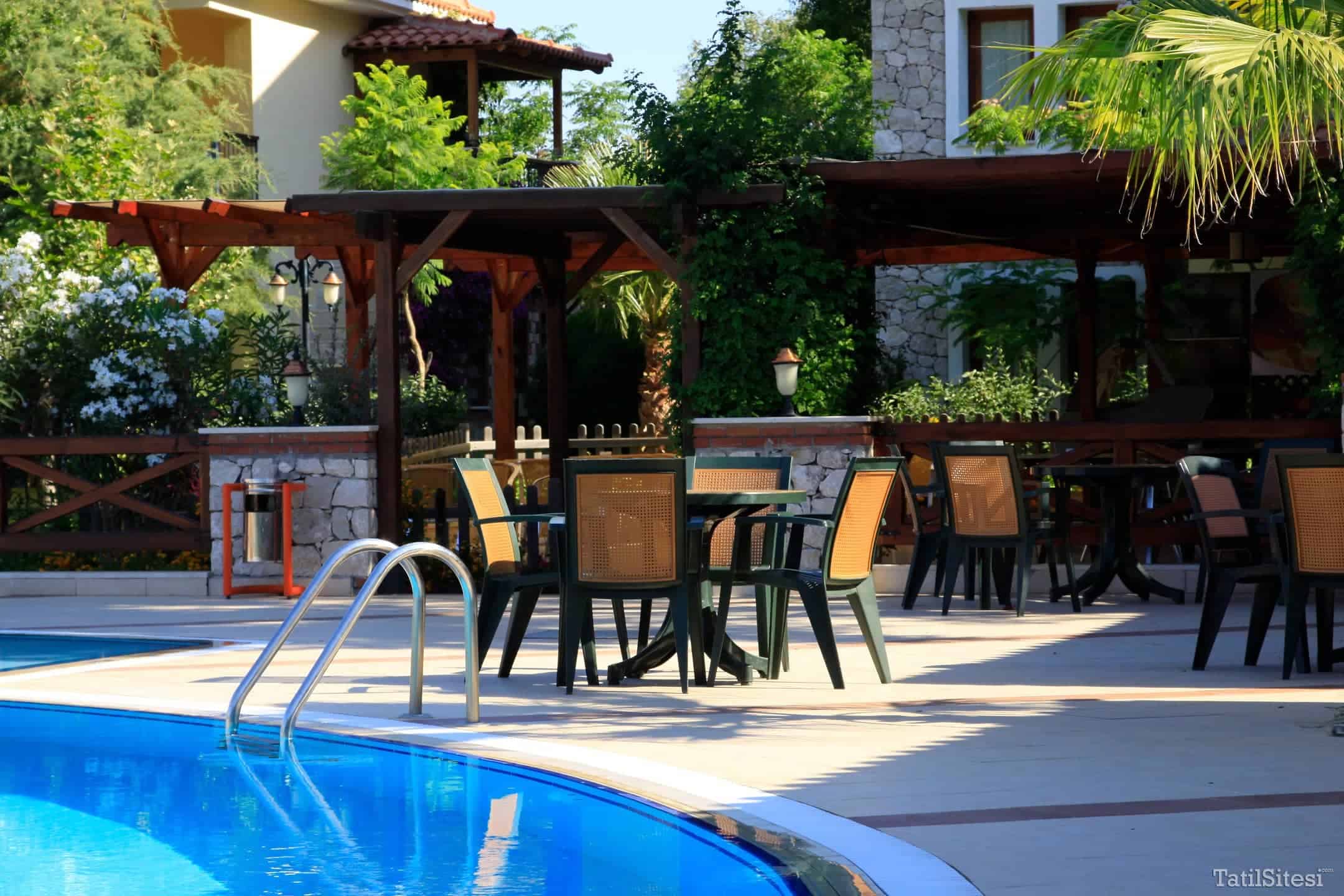 Perdikia Hill Hotel